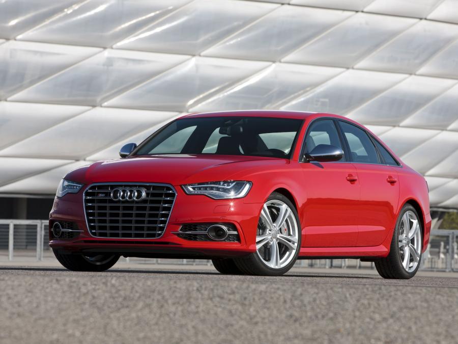  Audi S6 Sedan (4G, C7) 2012 года  (WW) (фото 1 из 30)